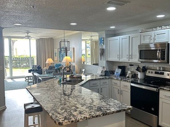 527 Beach Club Trl #C104