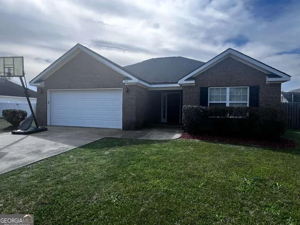 504 Auburn Rd, Glennville, GA 30427