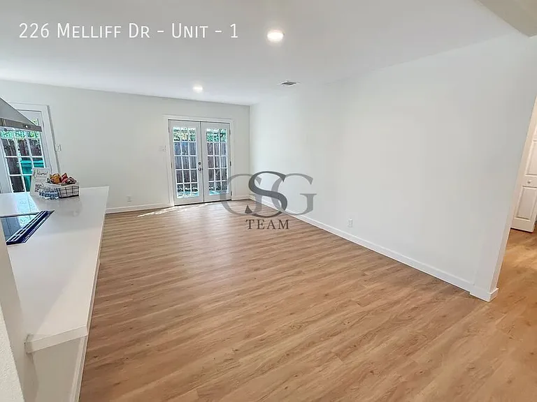 226 Melliff Dr #1 — Photo 17