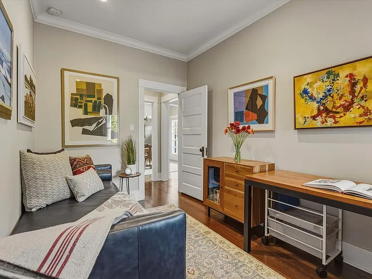 336 E Padre St — Photo 1