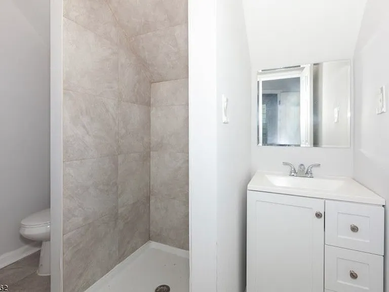 38 Tompkins St #2 — Photo 6