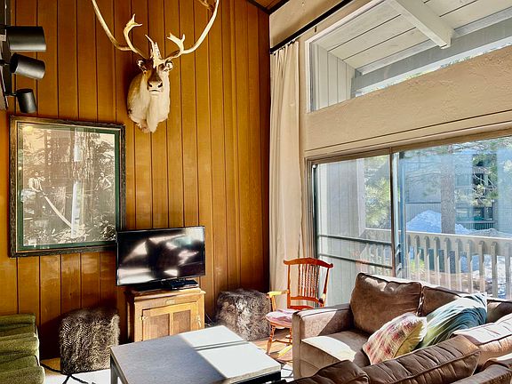 3rd image of 286 Old Mammoth Rd APT 7