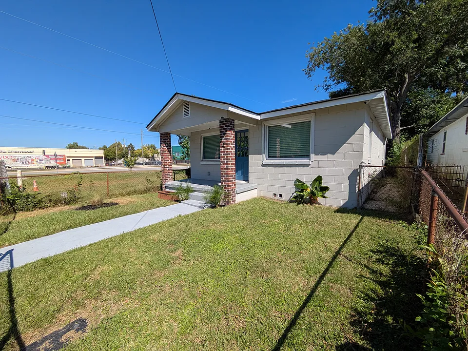 4 Millen St