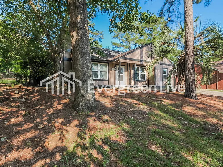 109 Raintree Ln — Photo 15