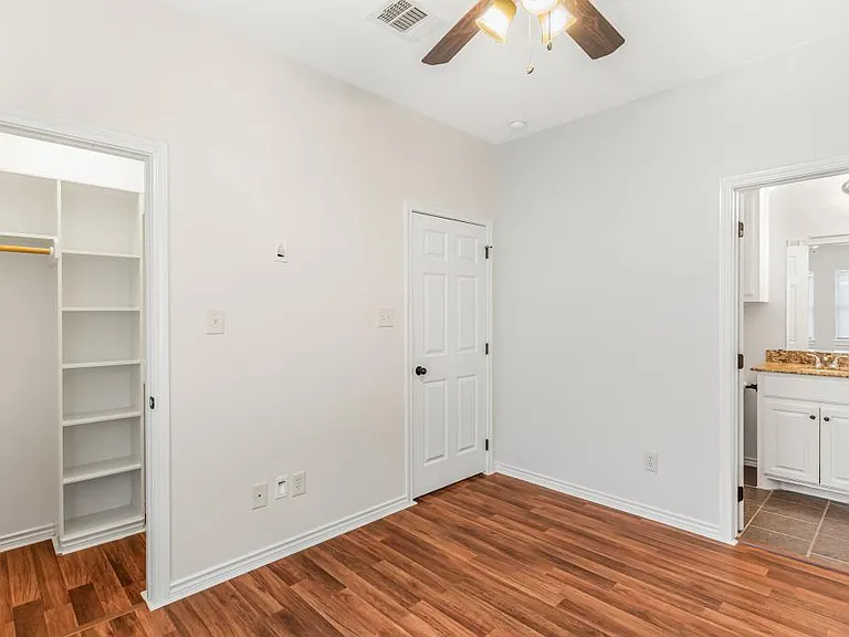 3935 John Sharp Pkwy — Photo 18