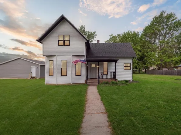 646 S Melze St, Merrill, MI 48637