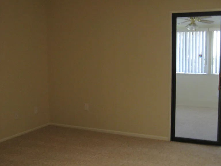 35116 Village 35 — Photo 12