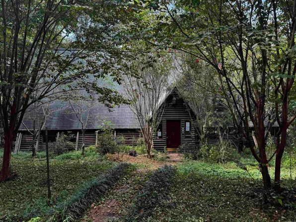 178 Sugar Loaf Rd, Amity, AR 71921