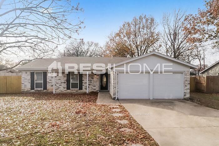 1st image of 7324 Maple Dr