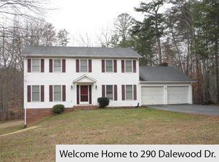 290 Dalewood Dr, Bassett, VA 24055