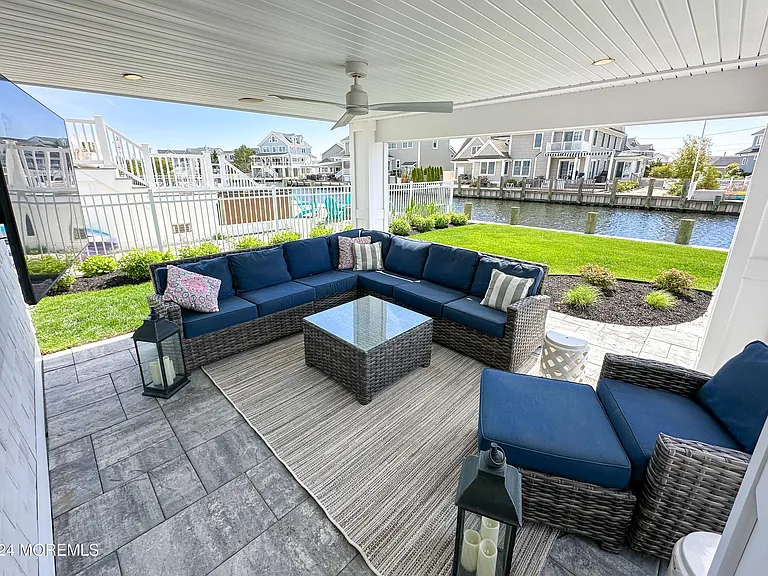 520 Normandy Dr #WKLY SUMMER RENTAL — Photo 9
