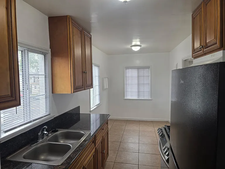 6660 E Olympic Blvd #6660 — Photo 4