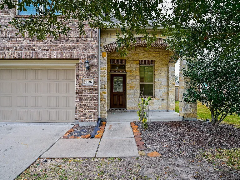 6026 Baileys Run Ln — Photo 4