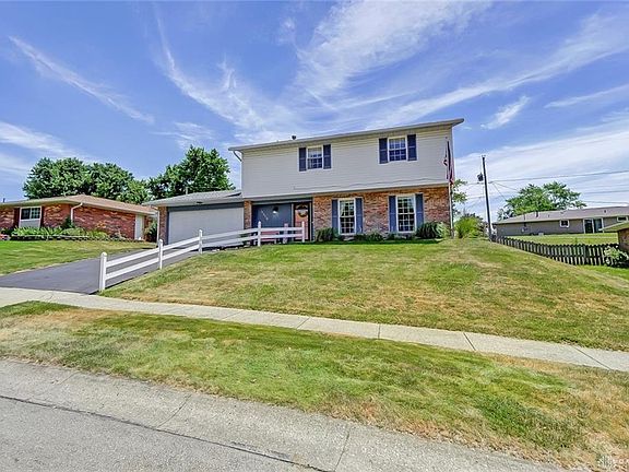 3rd image of 5550 Clagston Ct