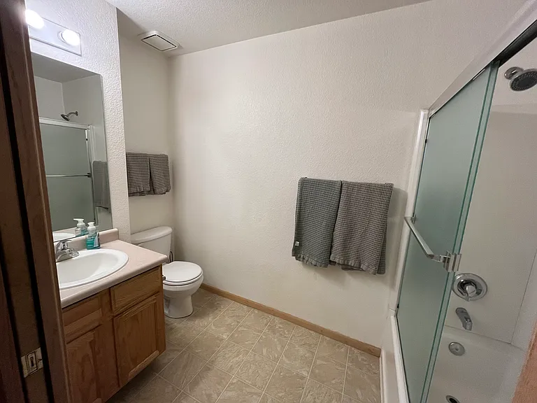 2nd full private bathroom for 2nd bedroom
