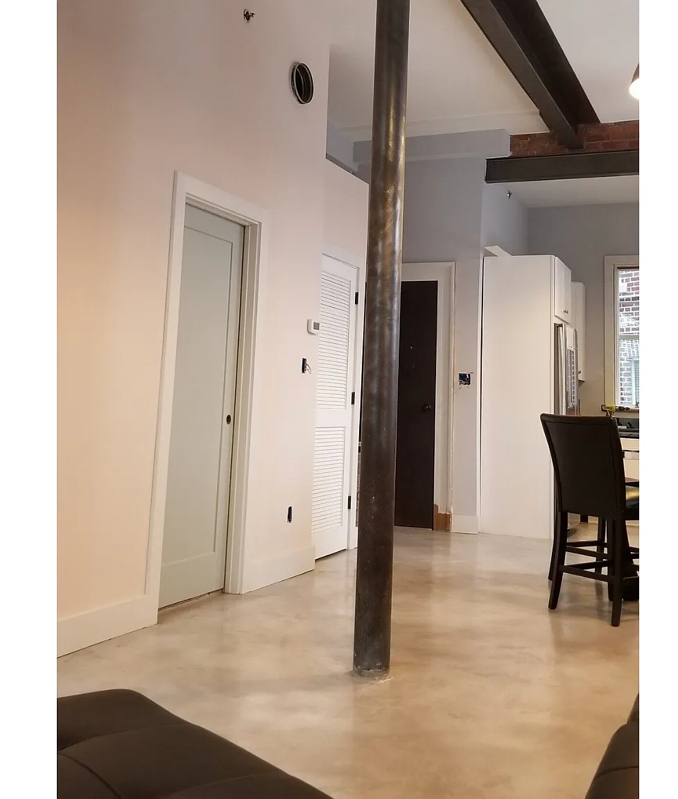 2362 Main St — Photo 4