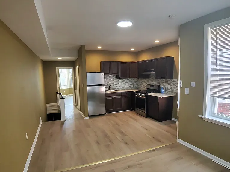 2059 S 57th St #1 — Photo 4