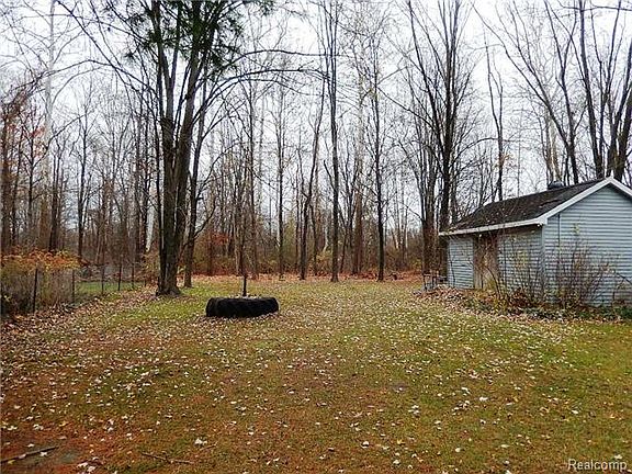 3rd image of 19830 Merriman Ct