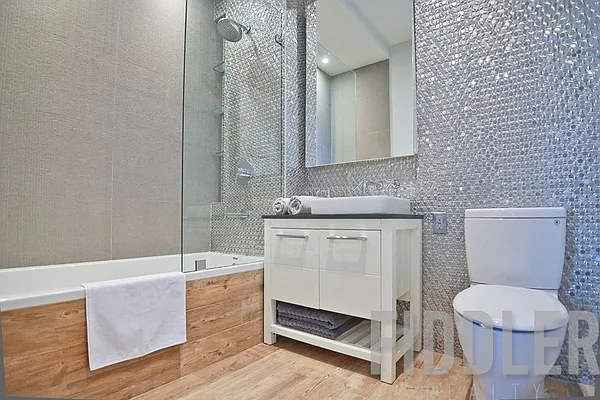 Rented by Fiddler Realty | media 112