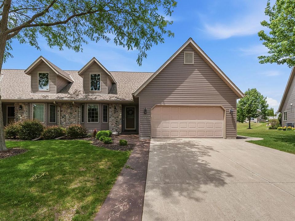 1st image of W203N16151 Pin Oak CIRCLE