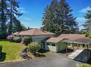 2734 Sunset Dr W, University Place, WA 98466