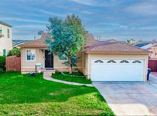 2712 Freckles Rd, Lakewood, CA 90712