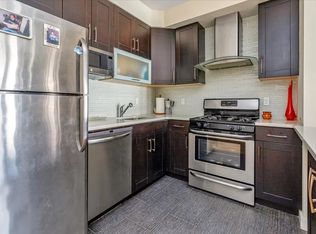 2540 38th St #2A, Astoria, NY 11103
