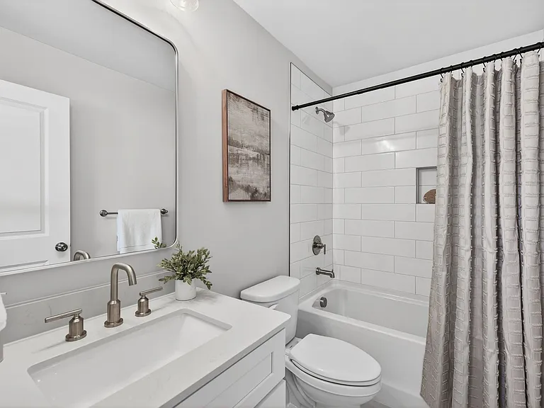 Bellhaven Townhomes — Photo 5