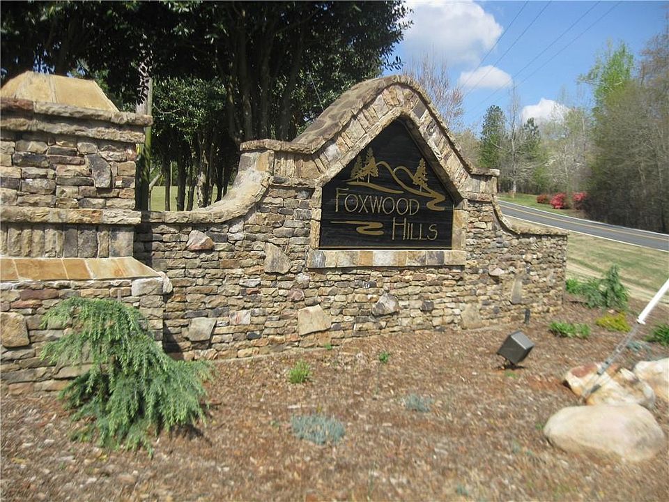 1st image of 299 Newbury Cir