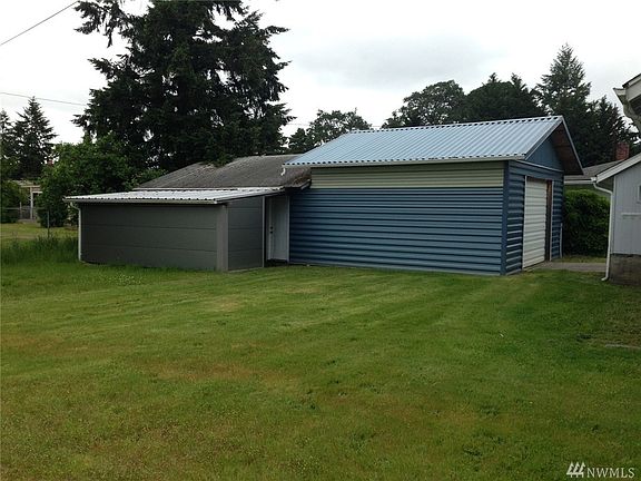 3rd image of 4205 109th St SW