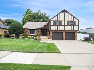 1611 E Hillcourt, Williston, ND 58801