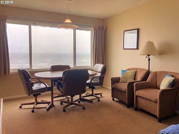 4th image of 145 NW Inlet Ave #316