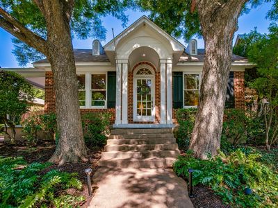 1127 N Edgefield Ave, Dallas, TX, 75208
