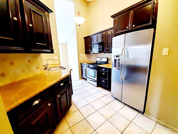 4th image of 11503 Stansberg Dr