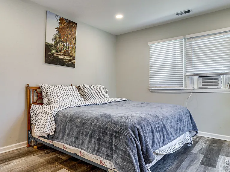 1466 Virginia Park Ave — Photo 18
