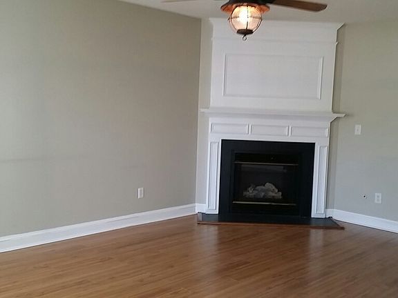 Family Room_04202015