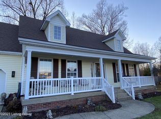 13007 Mills Edge Ct, Louisville, KY 40272