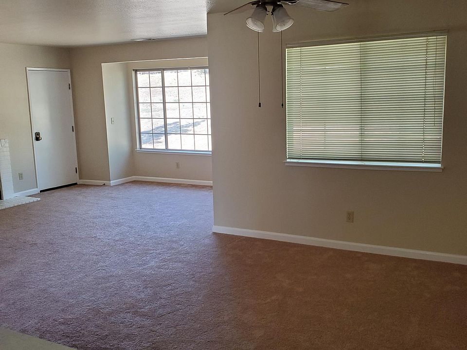 From kitchen showing in to dining room and living room area
