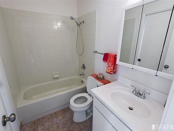 3rd image of 380 Monterey Blvd APT 103