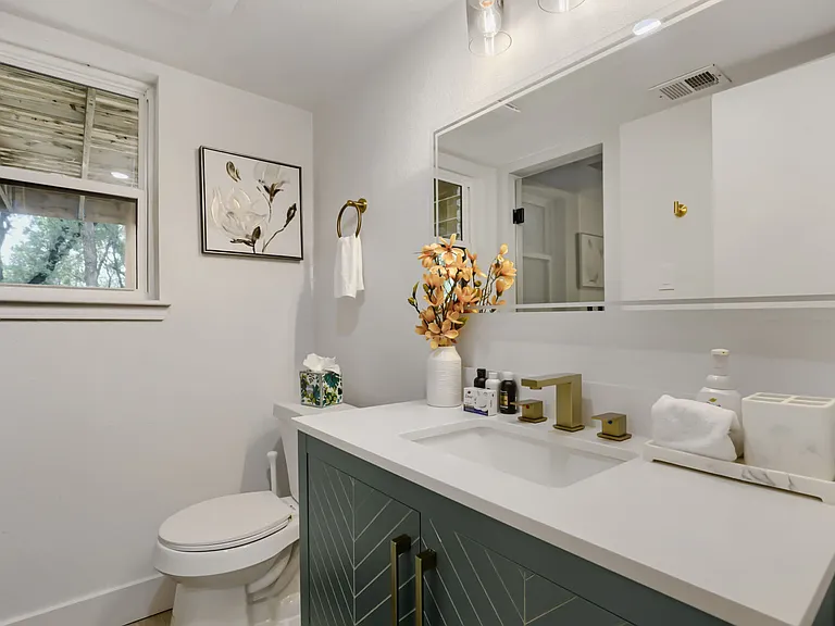 9403 Mystic Oaks Trl — Photo 12