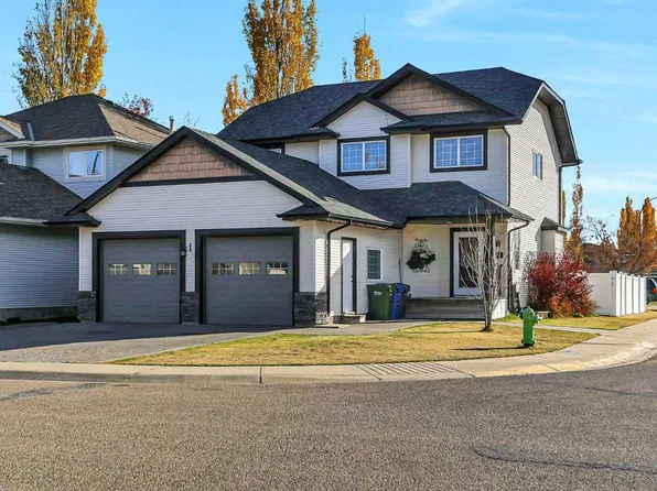 61 N Lanterman Close, Red Deer, AB T4R 3N3