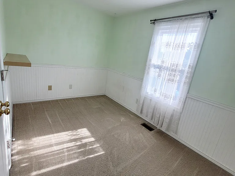 67 Berkshire Dr — Photo 18