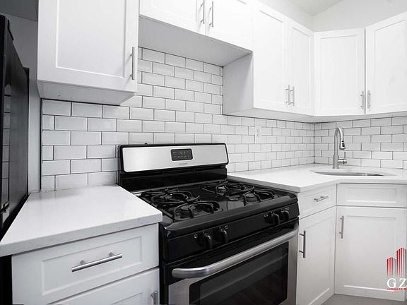 5th image of 214 E 111th St #W