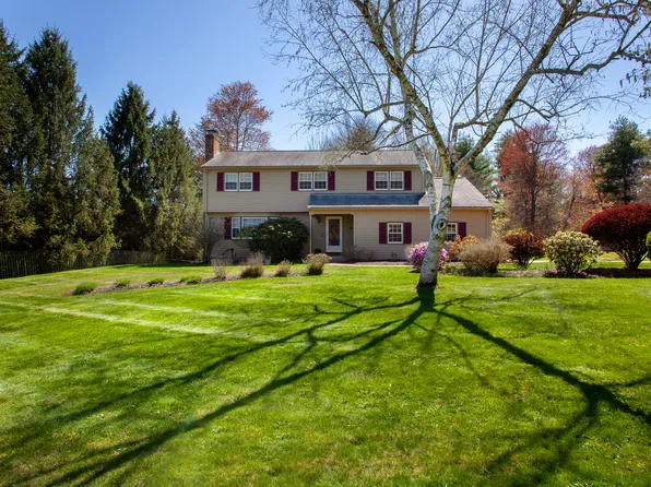 53 Red Stone Drive, Simsbury, CT 06089