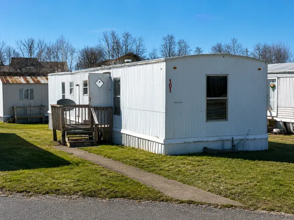 101 Village St #101, London, KY 40744