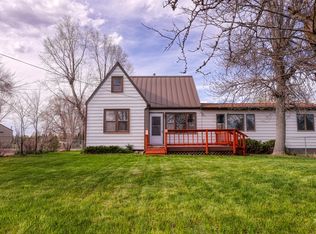 869 Airport Rd, Sheridan, WY 82801