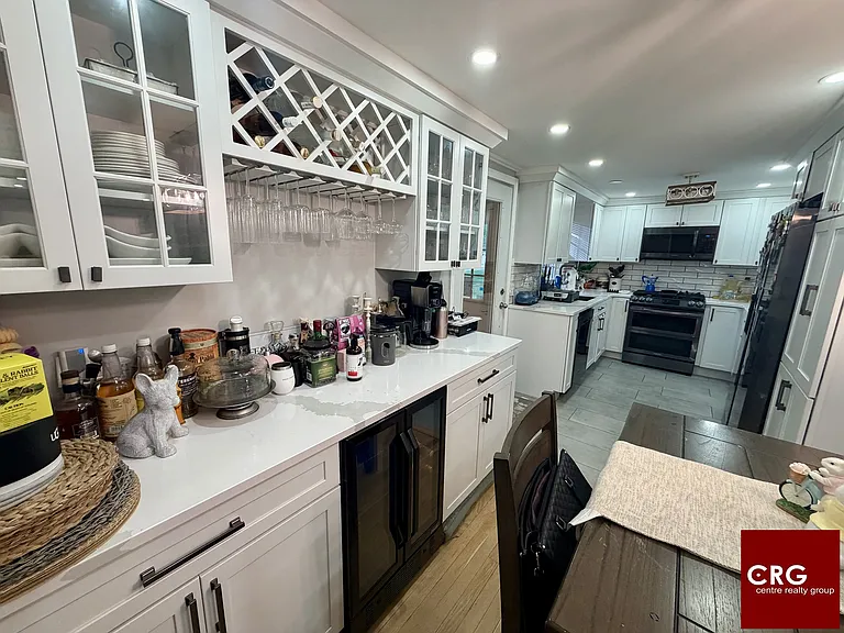 4 Elgin Ct #4 — Photo 3