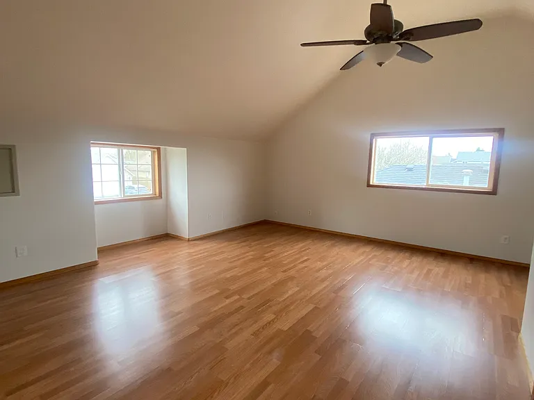 4838 Ward Dr NE — Photo 16