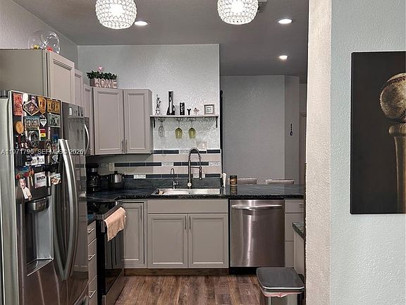 4th image of 13950 SW 276th St