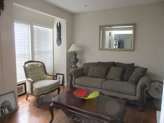 3rd image of 11740 S Presley Cir